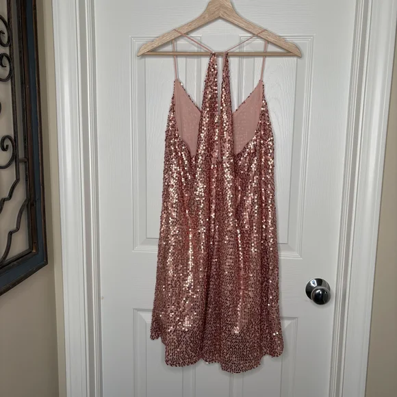 Lulu's Blush Sequin Strappy Dress Size Medium :) - Picture 7 of 8
